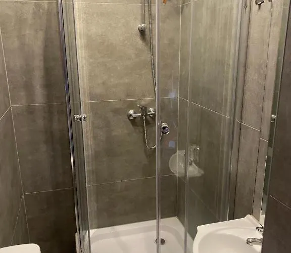 Arkuszowa 58 15 شقة *